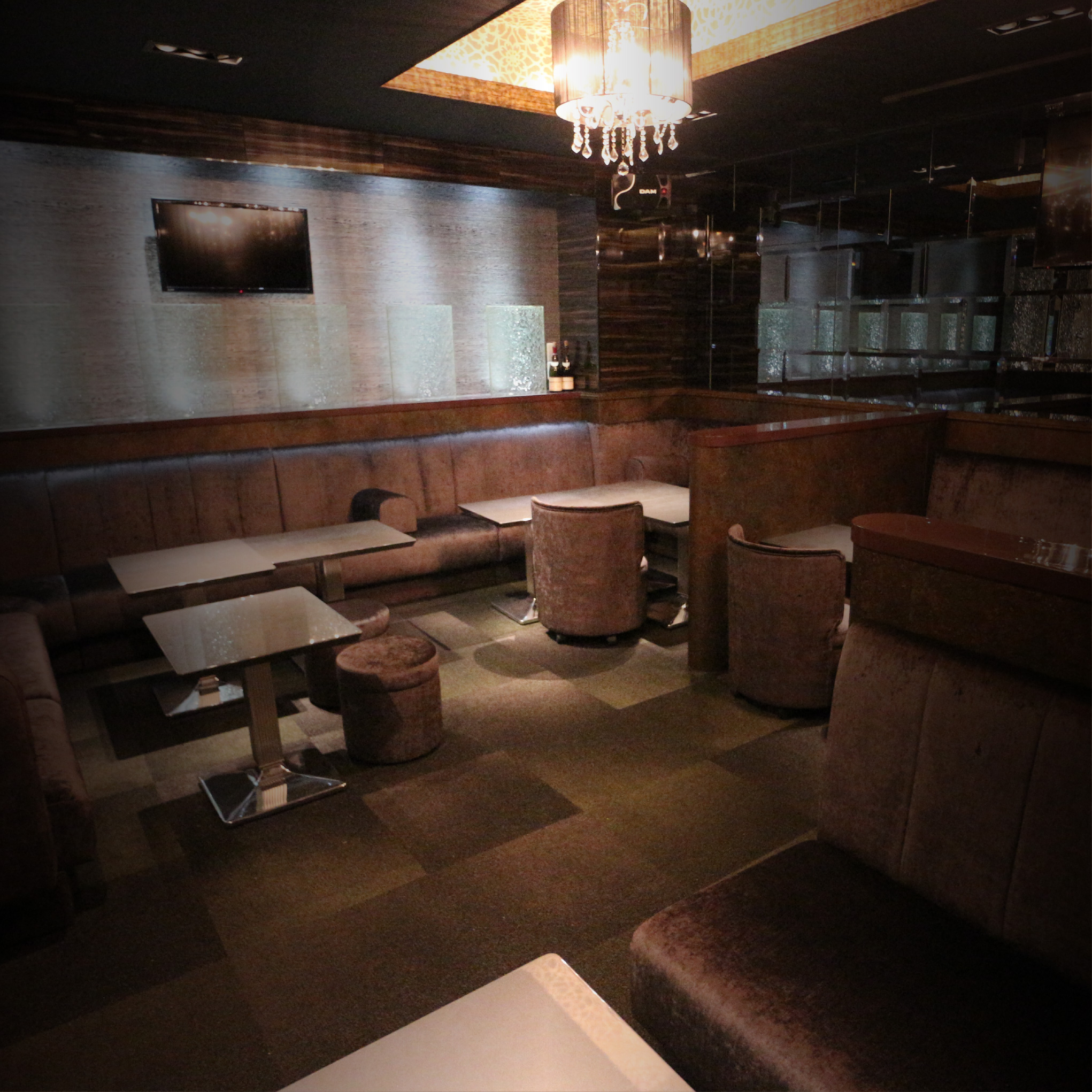 DELTA LOUNGE Photo 2